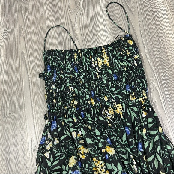 ASTR Black Floral Stasia Maxi Dress M Open Back Leg Slit Pockets NWT - Picture 2 of 9